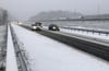 
Auf den Autobahnen in der Region ist es aufgrund von Schneeglätte zu mehreren Unfällen gekommen.
