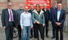 Der neu formierte Verwaltungsrat der Musikschule (von rechts): OB Gerhard Ecker, Ulrich Kaiser, Thomas Börner, Kathrin Dorfmüller, Willhelm Böhm, Karlheinz Grübel, Xaver Fichtl und Frank Martin.