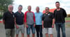 Staffelleiter Andreas Scheele (Dritter von rechts) begrüßt fünf neue Vereine in der Landesliga: (von links) Franz Kempter (SG Kißlegg), Jochen Reischmann (FC Leutkirch), Dietmar Hatzing (FV Biberach), Frank Dinser (FC Mengen) und Timo Ringwald (SV Do
