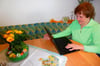 
Gertrud Rogg an ihrem Laptop. Für viele ältere Menschen ist so ein Gerät eine fremde Welt.
