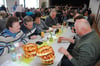 
Insgesamt wurden rund 240 Personen bei Schlemmerfrühstück in Tautenhofen bewirtet.

