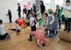 Die Zirkus AG der Ludwig Dürr Schule zeigte ihr Können bei der Dankeschön-Feier der Kinderstiftung Bodensee Oberschwaben.