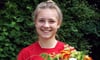 Blumen zum Abschied: Michelle Weiß wechselt zum FC Bayern.