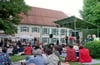 
Auch im Sommer 2018 soll sich der Hofgartenpark in Aulendorf zu einem „Picknick im Park“ mit Musik- und Mundart-Veranstaltungen verwandeln.
