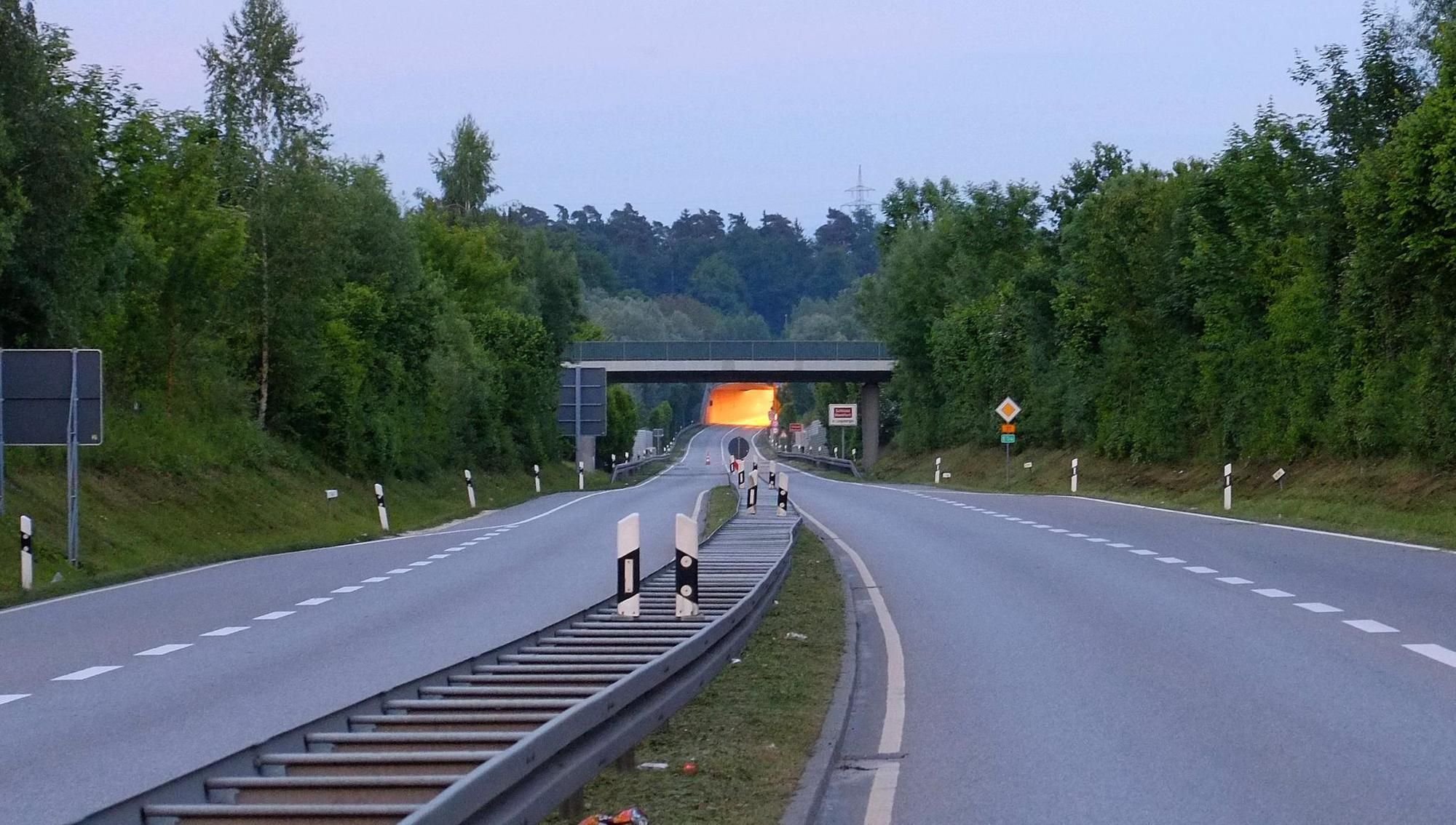 B 31-Tunnel Bei Eriskirch Eine Nacht Gesperrt