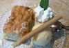 Gelungenes Dessert: Ofenschlupfer mit Ulrichsbier-Eis.