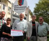 
Unterstützung, die gut tut: Reinhard Nedela (ganz links) und Stefanie Sandkühler mit Hans Zeller, Hans-Peter Sieger und Wolfgang Gertitschte von der SPD.
