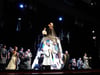 Schlusszene der großen Verdi-Oper: Abigaille ist besiegt, Nabucco zum jüdischen Glauben bekehrt.