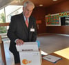 Die Forschungsgruppe Wahlen war für die Prognose des ZDF im Wahllokal der Berta Hummel-Schule vor Ort.
