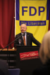"Wir Liberale haben den Werkzeugkasten für die Herausforderungen der Welt", machte Landesvorsitzender Michael Theurer beim Bezirkstparteitag seinen Liberalen Mut. 