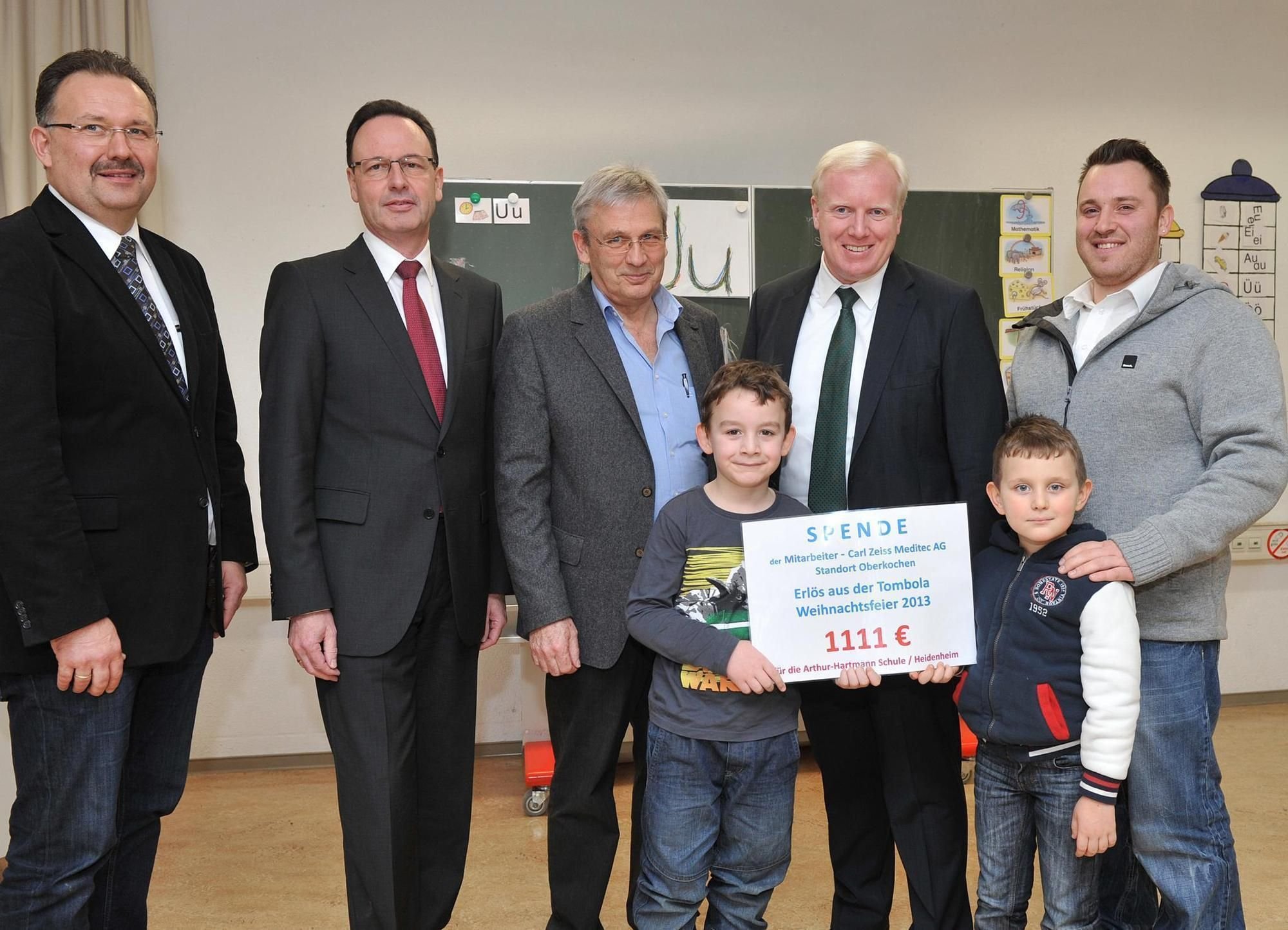 Zeissianer unterstützen HartmannSchule