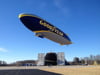 
Seit Montag fliegt wieder ein Zeppelin über den USA. In den nächsten Wochen werden die Goodyear-Piloten geschult.
