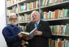Utho Maier und Karl Heinz Schaeffer (von links) erhalten den Esperanto-Kulturpreis.