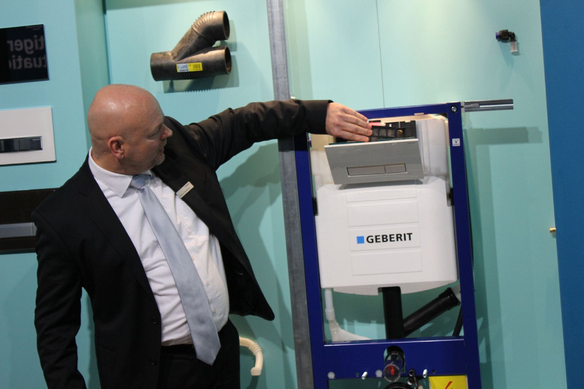 REVOLUTION RES ARMATURENDESIGN UND INNOVATIVE TECHNIK visual data 2