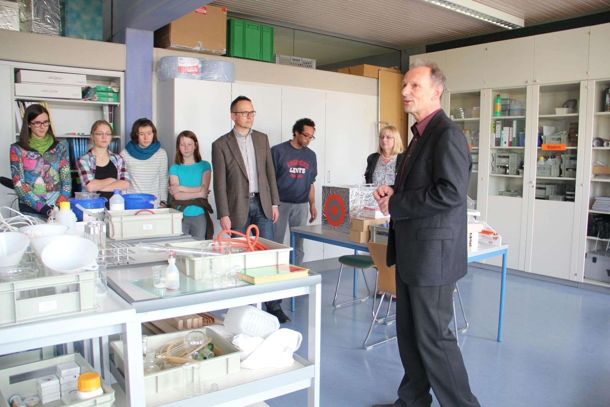 Pestalozzi-Gymnasium Erstrahlt In Neuem Glanz