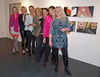 Starke Frauen feierten die Eröffnung der neuen Ausstellung in der Sybille-Mang-Gallery: Jolanta Szalanska, Lucia Schautz, Sybille Mang, Marcella Lassen, Monique Würtz, Andrea Dutton-Kölbl und Silke Sautter-Walker (von links).