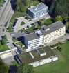 Von der Schließung bedroht: Das Krankenhaus in Leutkirch gehört zum Verbund der Oberschwabenklinik, der rote Zahlen und aus diesem Grund wahrscheinlich mehrere Standorte aufgeben wird.