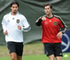 Yann-Benjamin Kugel (rechts) kümmert sich als Fitnesstrainer um den körperlichen Zustand der deutschen Fußball-Nationalspieler wie Sami Khedira.