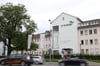 Die Gemeindeprüfungsanstalt (GPA) hat am Dienstag ihre ersten Ergebnisse präsentiert, wie es zum Finanzdesaster am Weingartener Krankenhaus 14 Nothelfer kommen konnte.