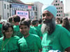 Die Ulmer Belegschaft von Nokia ist international - unter den Demonstranten in grünen T-Shirts auf dem Münsterplatz waren auch Ingenieure aus Indien und Bangladesh.