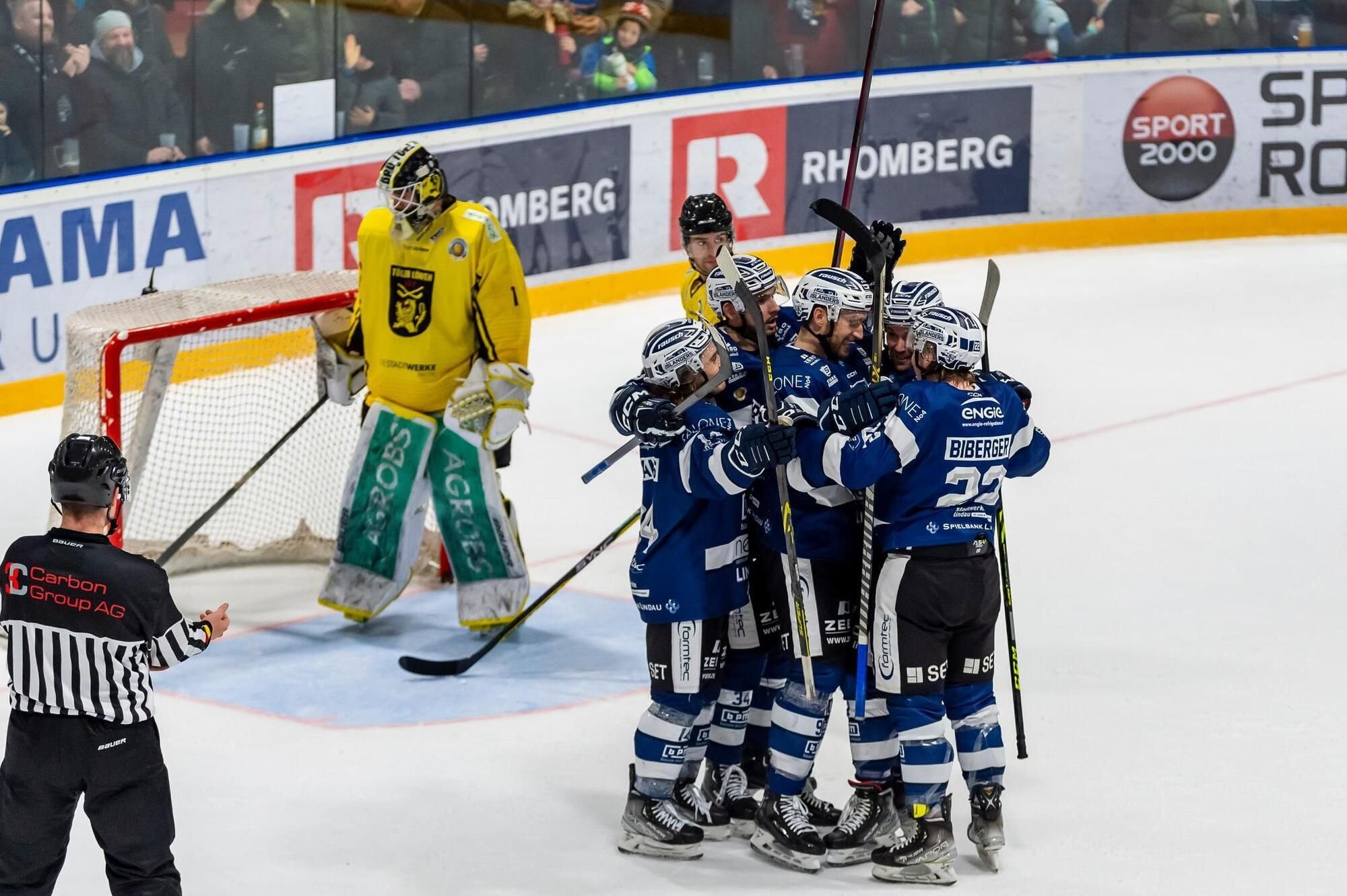 Eishockey-Oberliga Süd Formstarke Islanders treffen auf Hochkaräter