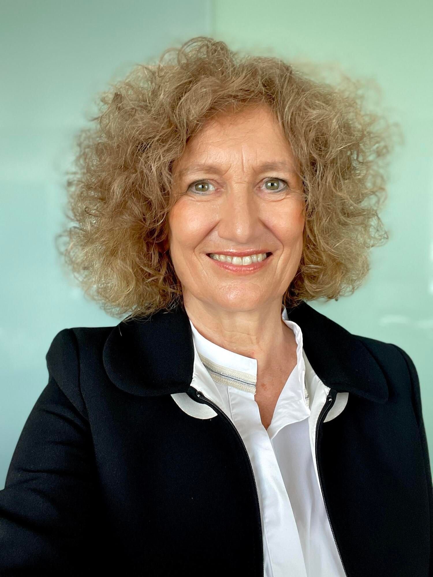 Claudia Emmert im Vorstand von Deutschland