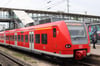 Platz für 200 Fahrgäste: IRE3 am Ulmer Hauptbahnhof vor der Abfahrt nach Friedrichshafen.