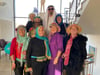 Inzigkofens Bürgermeister „Mohammed Al Zayed Bin Gom Bold‟, Emir von Qatar mit seinem Senioren-Harem.