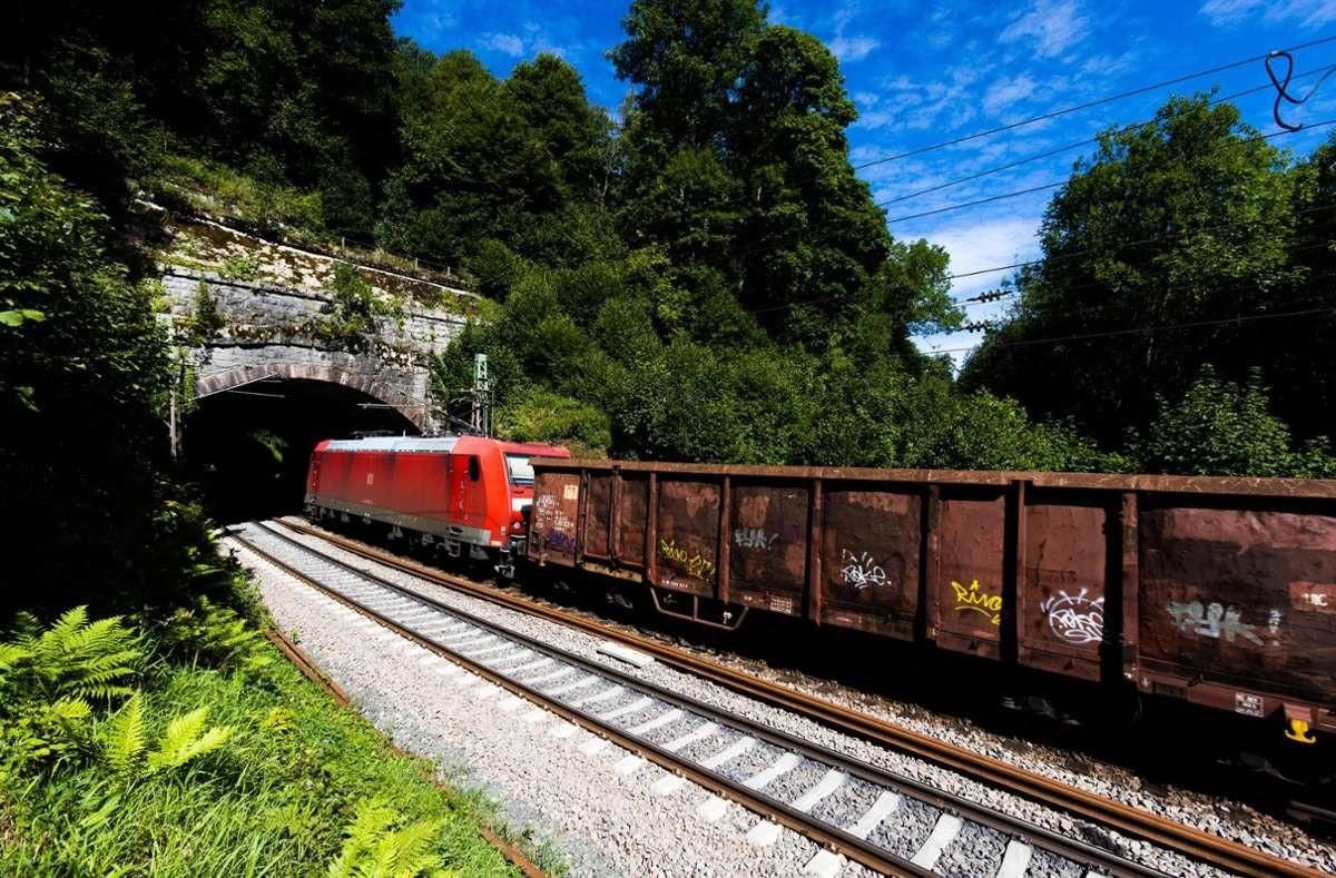 Bahnfahrt Mit Hindernissen: Schwarzwaldbahn Wird Zum Dauer–Aufreger