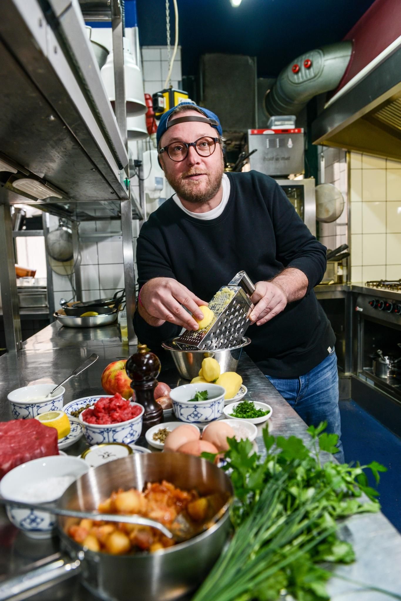 Sternekoch Max Strohe kocht beim „Fränkel Open Air“