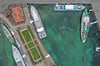 Mehrere Passagierschiffe der Bodensee-Schiffsbetriebe liegen im Hafen von Konstanz.