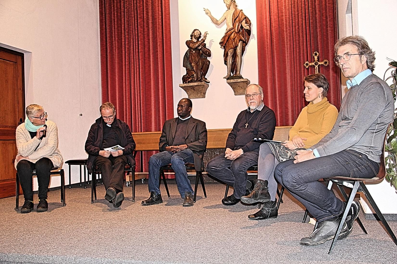 ComboniMissionare laden zum Gespräch über Krieg und Gewalt, Hoffnung