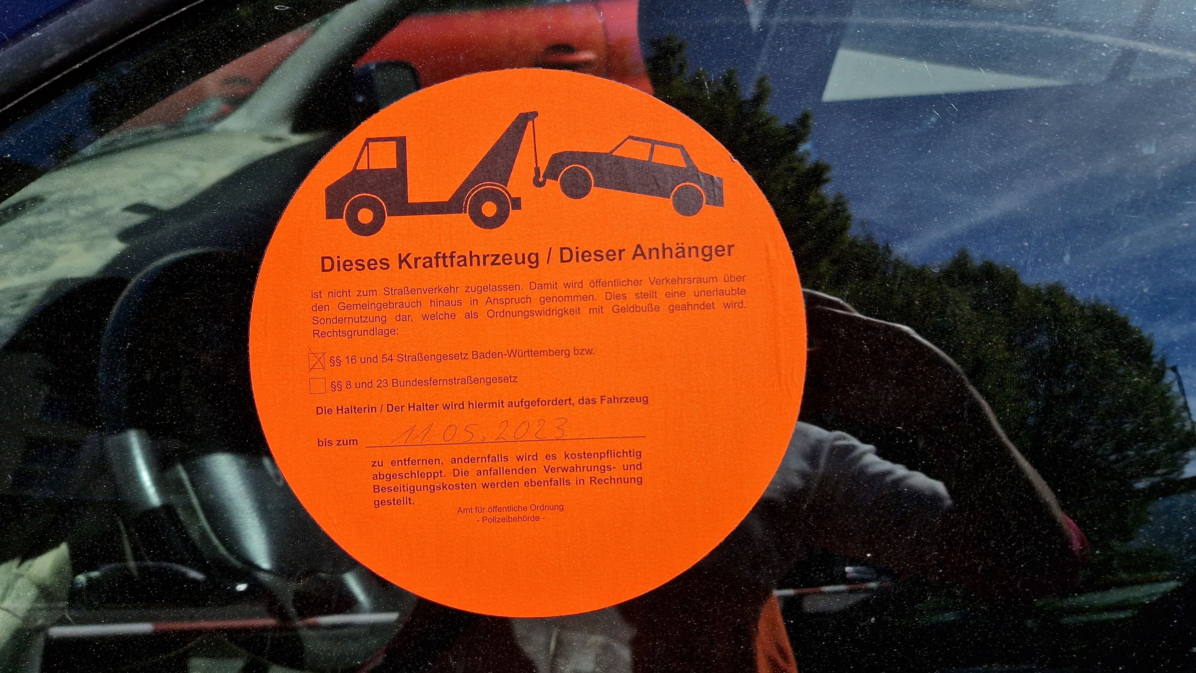 Besitzerlose Fahrzeuge parken im Tuttlinger Stadtgebiet Tuttlingens