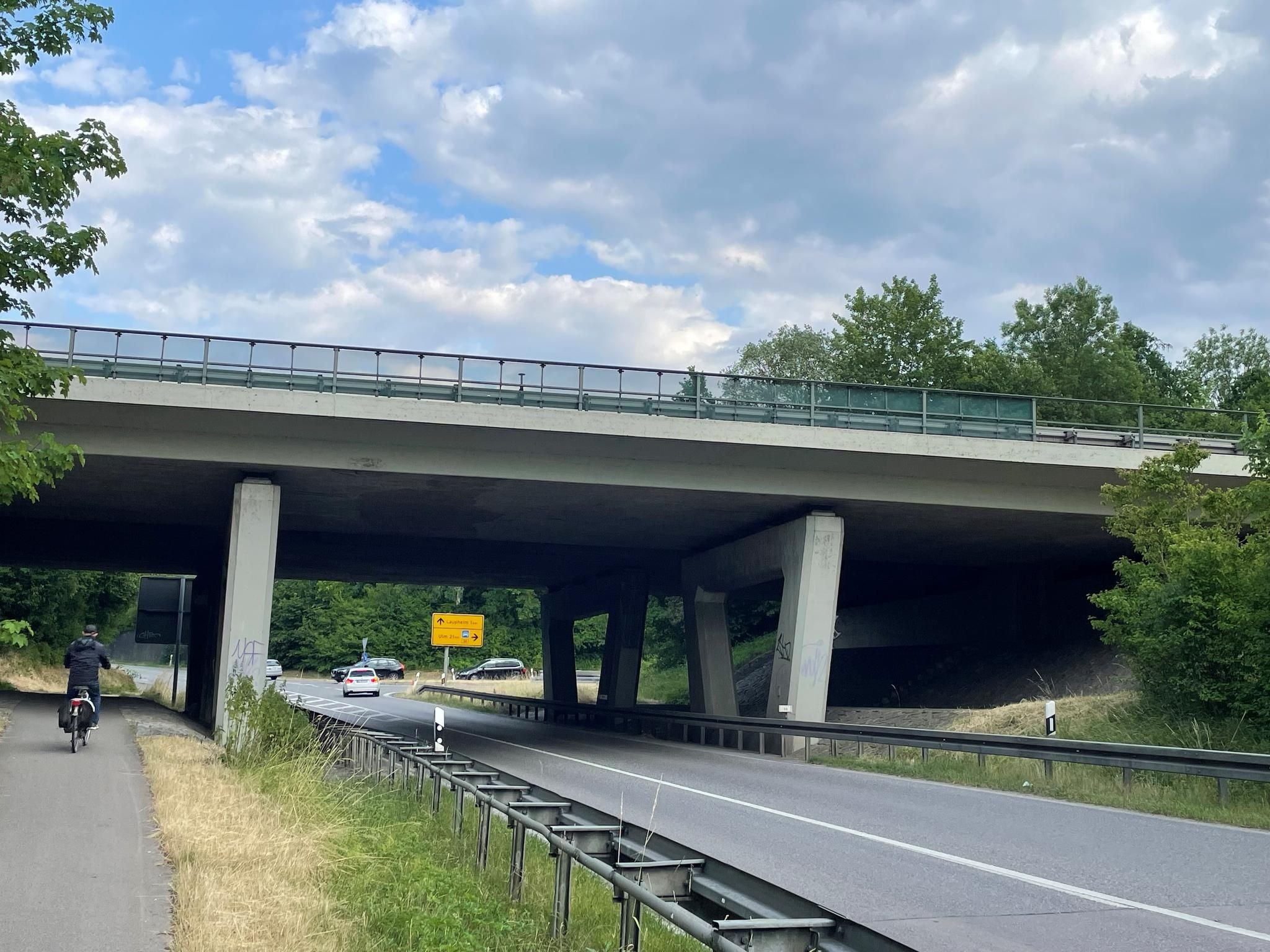 Bundesstraße 30: Brückensnierung Auf Höhe Laupheim Mitte