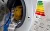 Verbraucher kaufen sparsame Hausgeräte — und schalten Eco ab