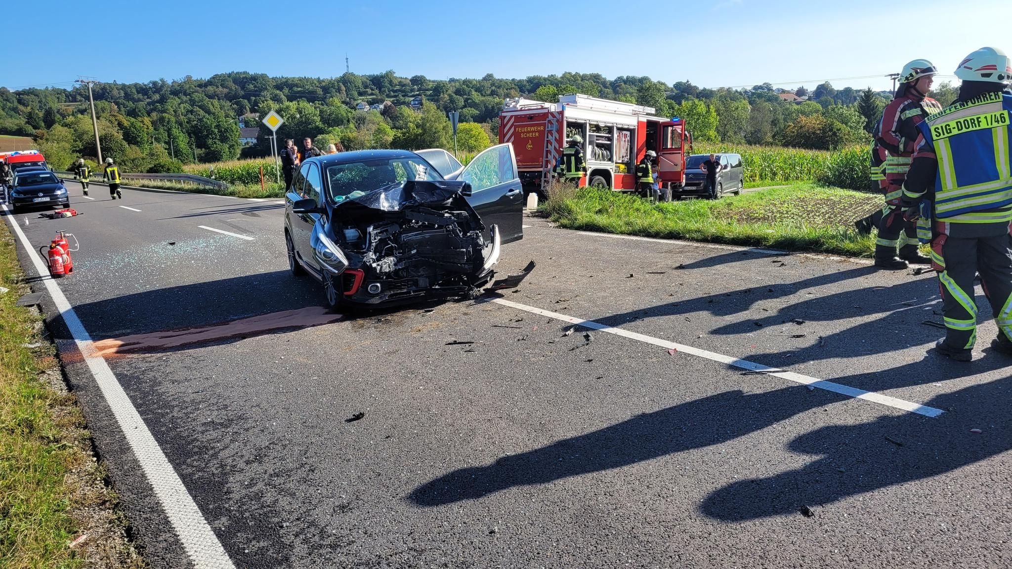 Drei Verletzte Nach Heftigem Auffahrunfall