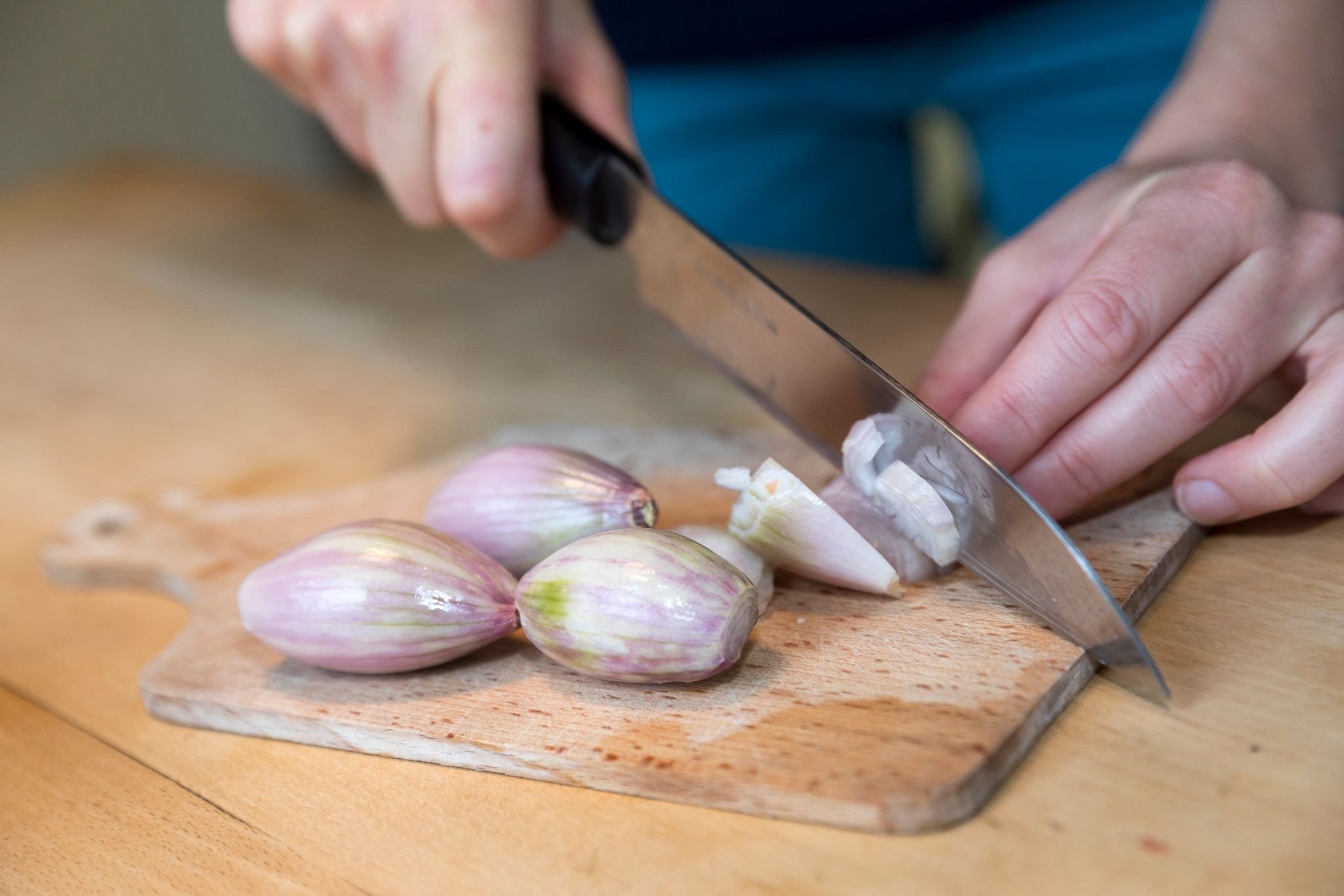 Zwiebel Schneiden Ohne Tränen - So Geht's