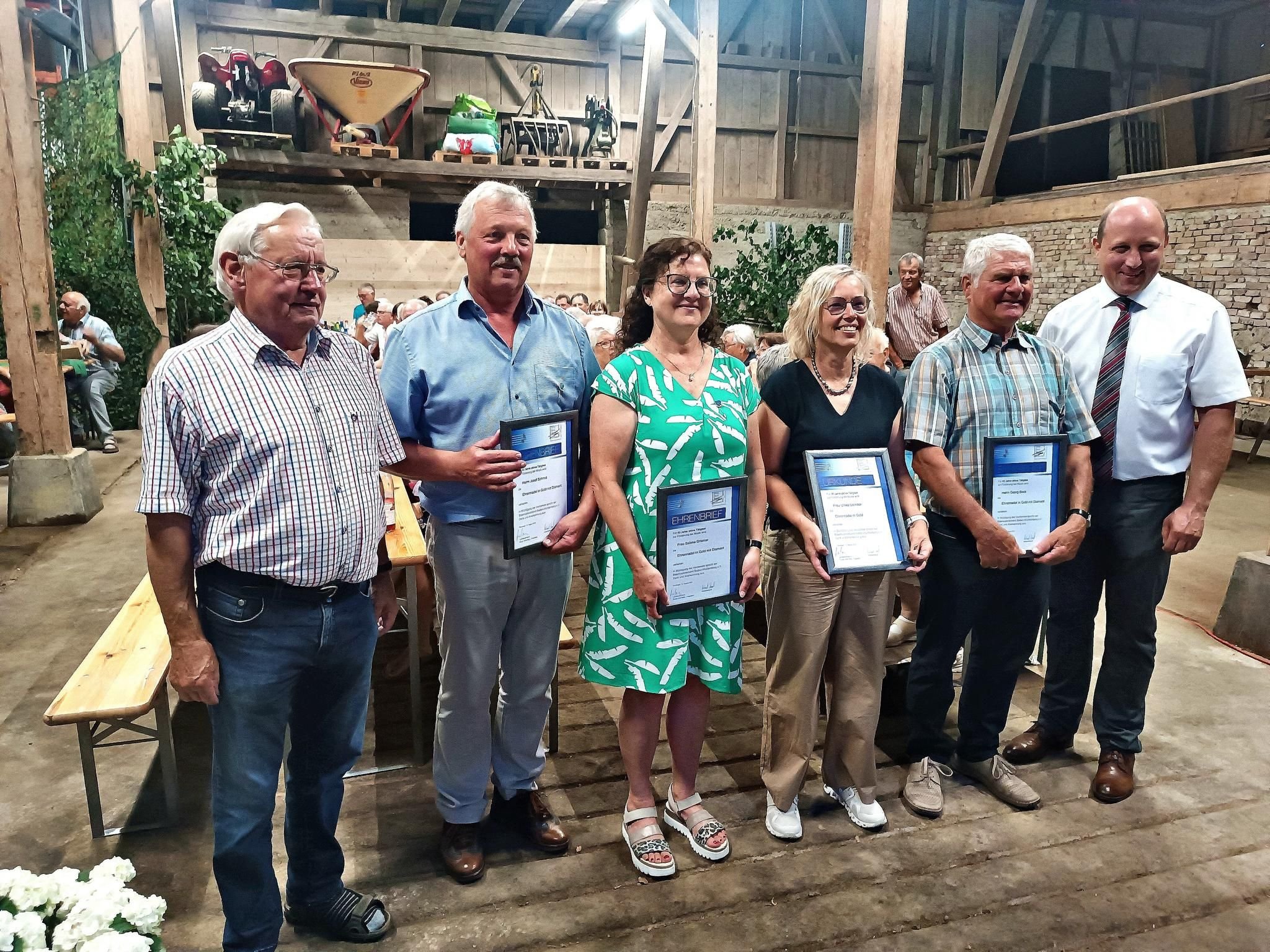 Beck spielt seit 60 Jahren die Tuba