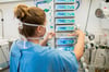 „Die Talsohle ist erreicht“, sagt eine Krankenschwester über das Betriebsklima am SRH-Krankenhaus in Sigmaringen. In der Belegschaft fangen viele Mitglieder um die Zukunft der Klinik.