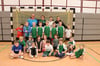 Die Gemeinschaft zählt: Dagmar Brombeis (Zweite von Links) mit ihrer Handballfamilie.  