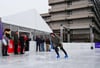 Mit den ersten, sportlichen Runden auf dem Eis hat Oberbürgermeister Frederick Brütting den „Stadtwerke Eispark Aalen“ eröffnet.