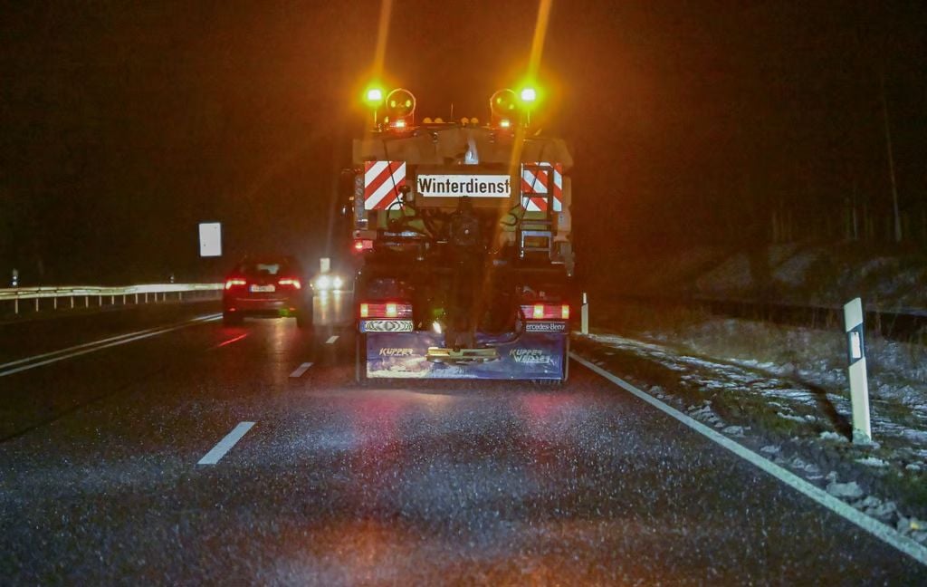 Wetter-Warnung Für BW Und Bayern Vor Extremer Glätte