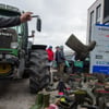 Bauern sind auf dem Holzweg: „Werdet keine zweiten Klimakleber!“