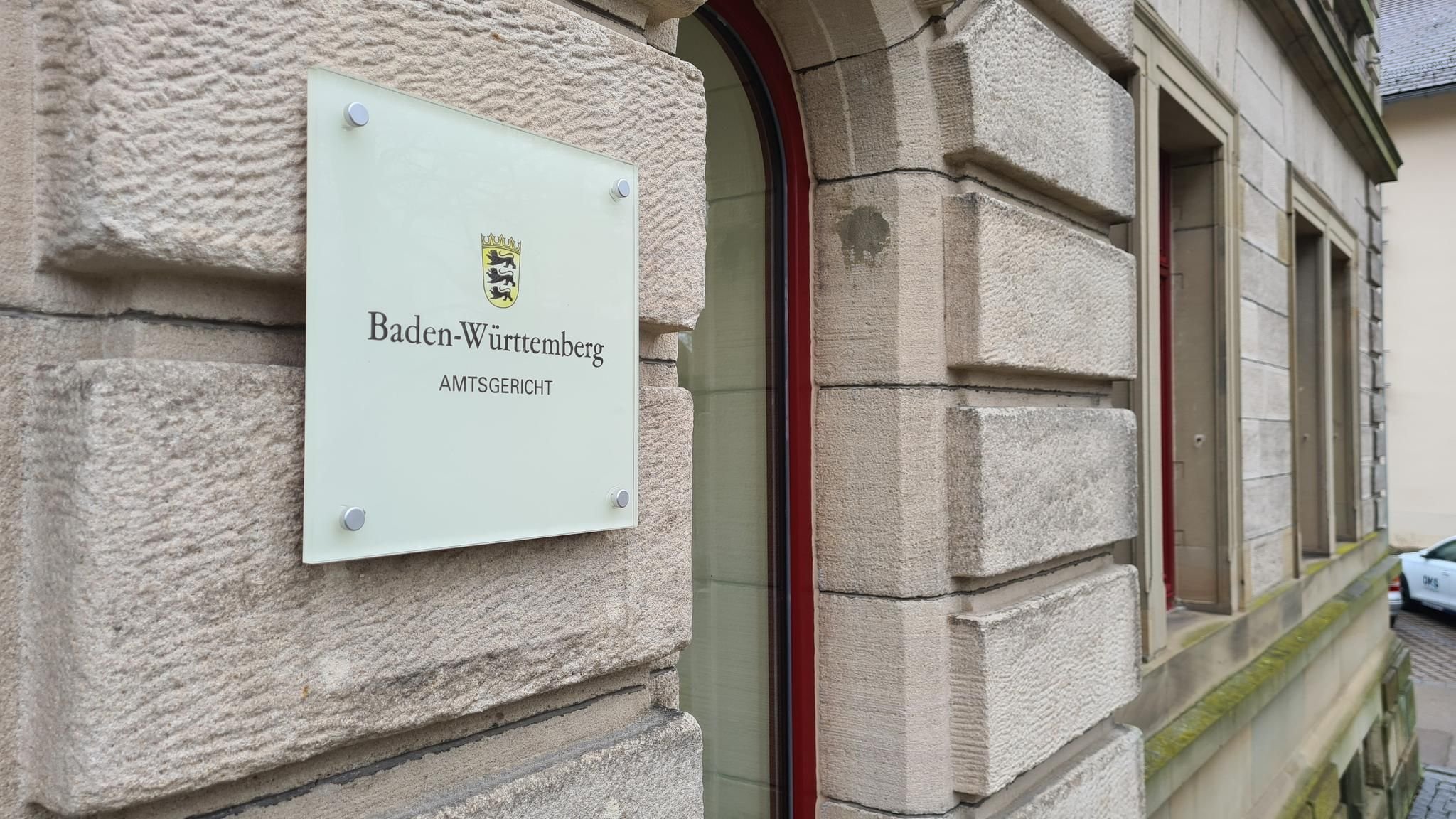 Ellwangen Pädophiler fesselt eigenen Sohn kein Gefängnis