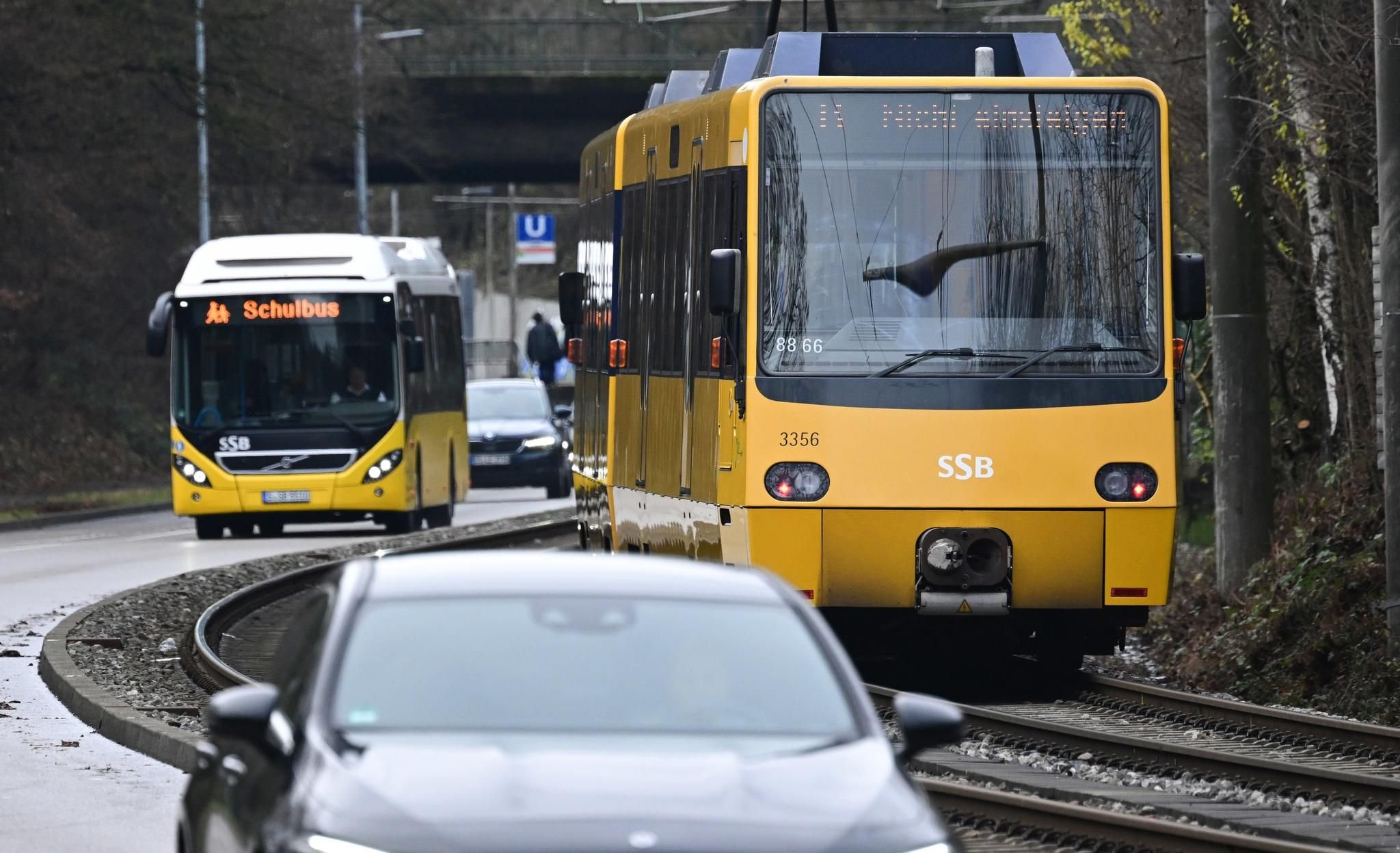 BadenWürttemberg ExtraGeld für mehr Busse und Bahnen
