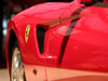 Ferrari-Fail: Mann wacht betrunken und verwirrt auf dem Acker auf