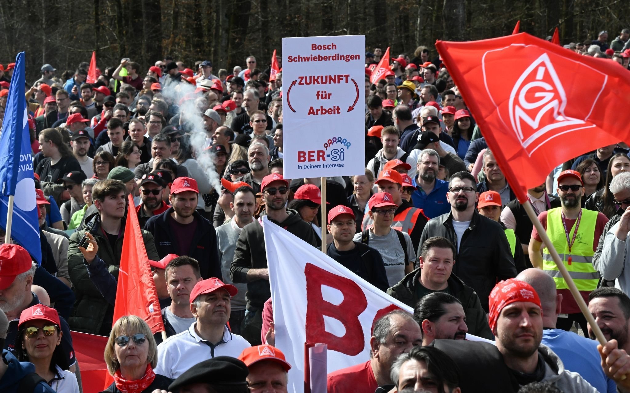 Les salariés de Bosch protestent contre les suppressions d’emplois