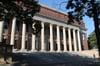 Uni Harvard entfernt Menschenhaut vom Einband eines Buches
