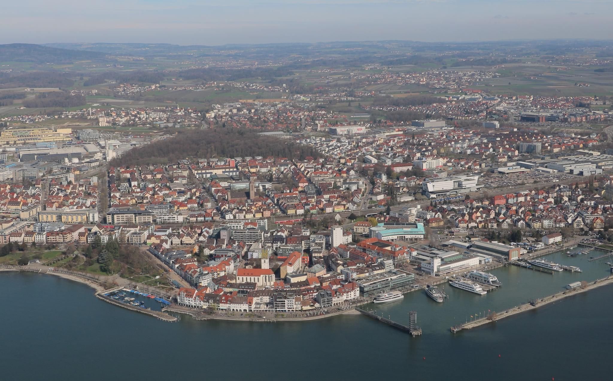 Wie Viel Einwohner Hat Lübeck Friedrichshafen: Welche Stadt am Bodensee hat die meisten Einwohner?