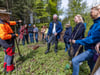 Baumpflanzaktion: Diese 75 Setzlinge sollen dem Klimawandel trotzen